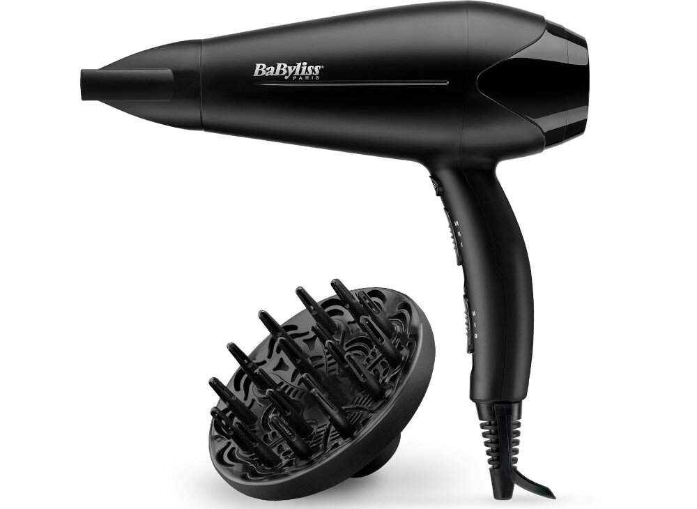 Czarna suszarka do włosów z logo \'BaByliss Paris\' na obudowie, obok znajduje się dyfuzor z wypustkami.