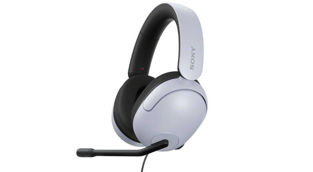 Na obrazie widoczne są nauszne słuchawki z mikrofonem, w kolorze białym i czarnym, z logo SONY na pałąku. Słuchawki mają nowoczesny design i są przeznaczone do użytku z dźwiękiem przestrzennym.
