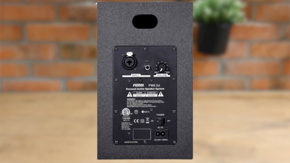 Kolumna głośnikowa FOSTEX PM0.5d  - złącza