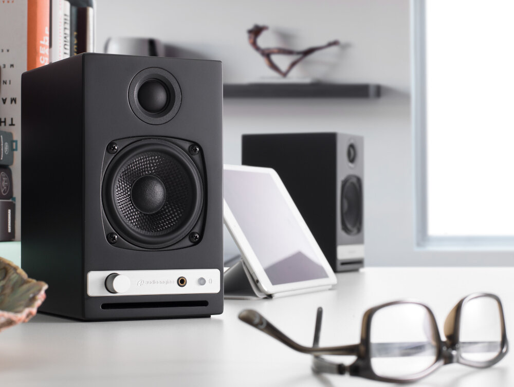 AUDIOENGINE HD3 GŁOŚNOŚĆ KOMPONENTY TECHNOLOGIA POŁĄCZENIA WYJŚCIE SŁUCHAWKOWE INSTALACJA DESIGN STYL RETRO JAKOŚĆ DŹWIĘK
