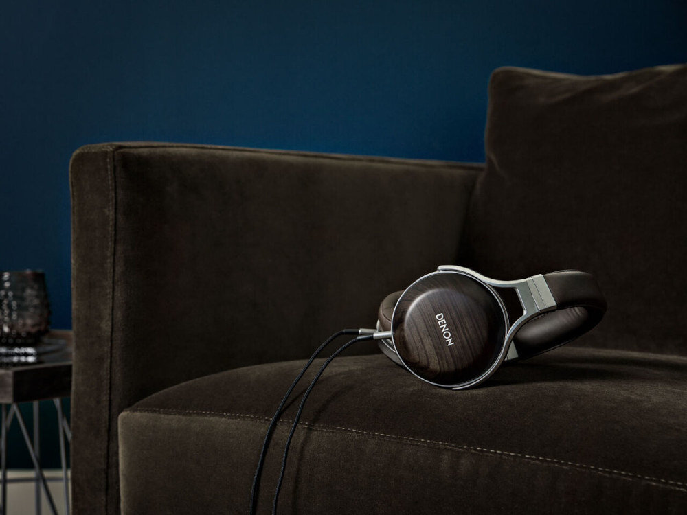 Słuchawki nauszne DENON AH-D5200 - Bogata tradycja w akustyce