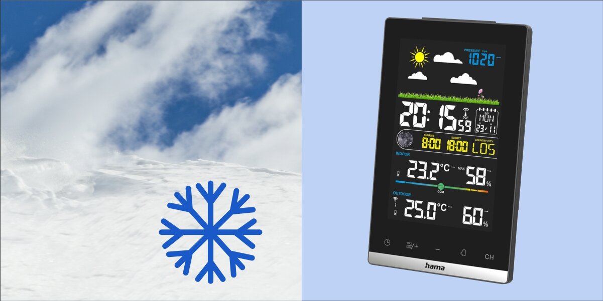 Obraz przedstawia stację pogody z wyświetlaczem pokazującym różne dane meteorologiczne, takie jak temperatura i wilgotność. Obok znajduje się symbol niebieskiej śnieżynki na tle śniegu i nieba.