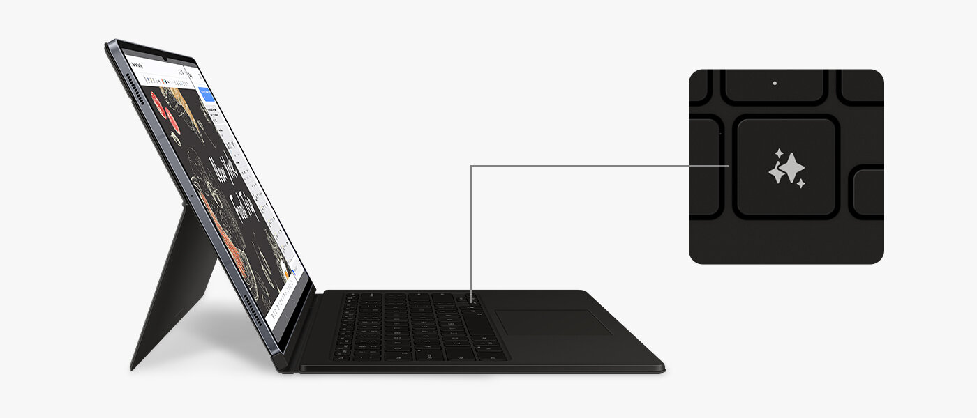 Urządzenie Galaxy Tab S10 z przymocowanym etui Book Cover Keyboard jest ustawione pod kątem w prawo, wyświetlając aplikację Note Assist na ekranie. Ekran jest podzielony, aby pokazać rozmowę z Bixby po jednej stronie. Zbliżenie podkreśla Galaxy AI Key na klawiaturze, pokazując jego lokalizację. Tablet z klawiaturą w etui ustawiony pod kątem, z widocznym ekranem. Obok znajduje się powiększenie klawisza z symbolem gwiazdek.