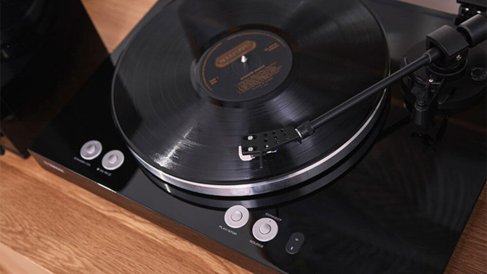 Gramofon YAMAHA Vinyl 500 Music Cast - prędkości