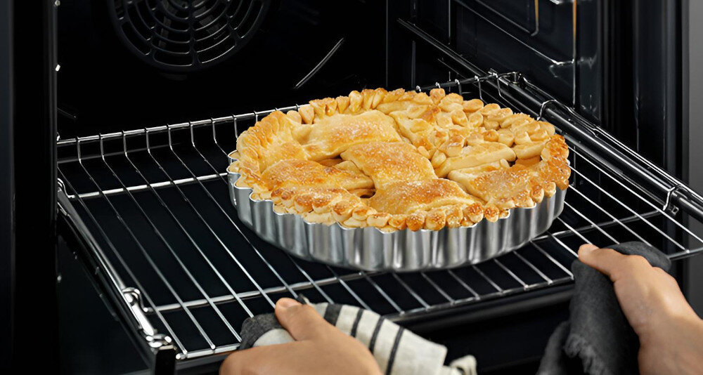 PIEKARNIK GRUNDIG GEIDD27000B Prowadnice drabinkowe teleskopowe wygodne wysuwanie wsuwanie form bezpieczne wyjmowanie blach