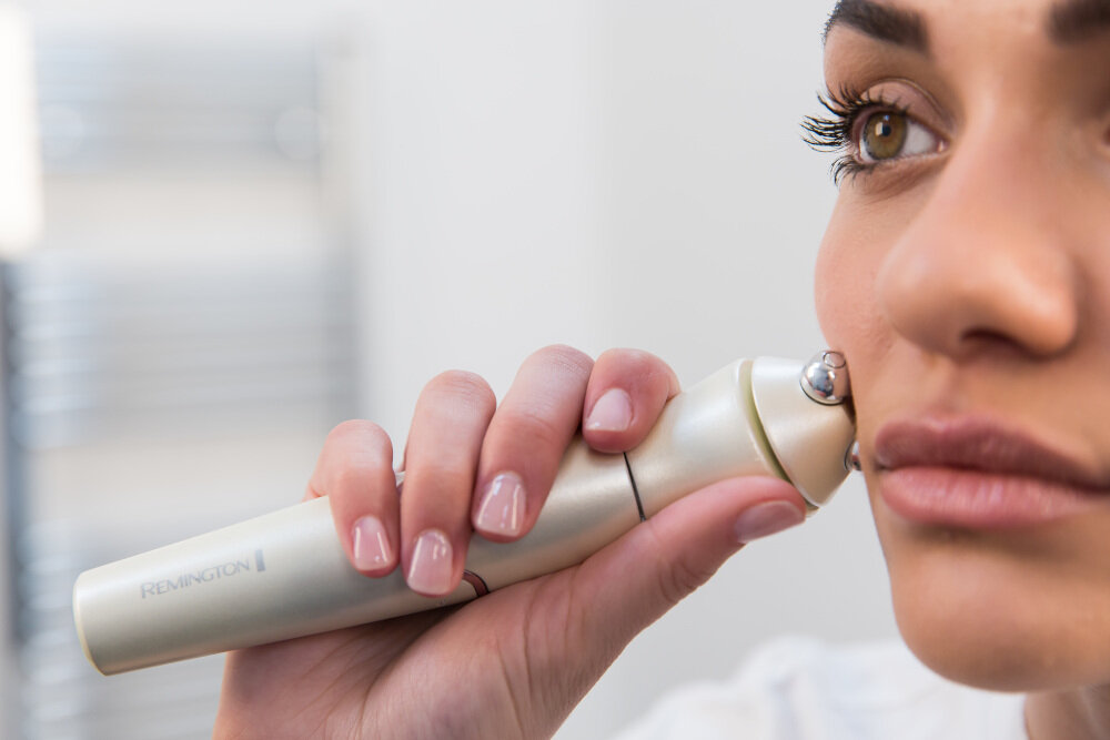 Suszarka REMINGTON D5706 Curl & Straight Confidence