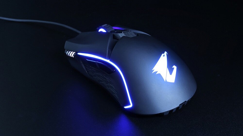 Mysz GIGABYTE Aorus M5  - podswietlenie 