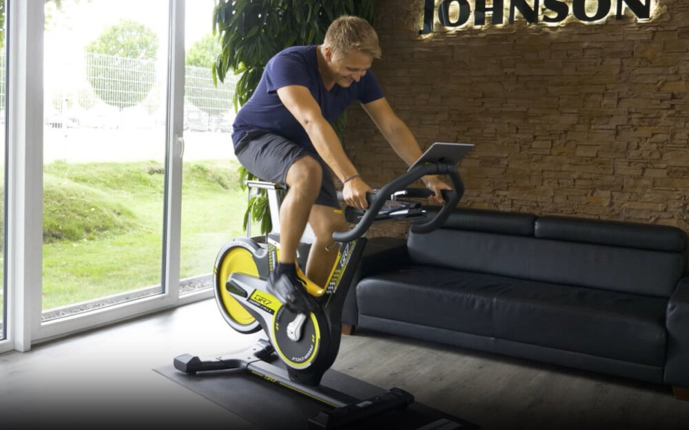 Rower spinningowy HORIZON FITNESS GR7 Przykuwa uwagę nietuzinkową stylistyką domowy trening