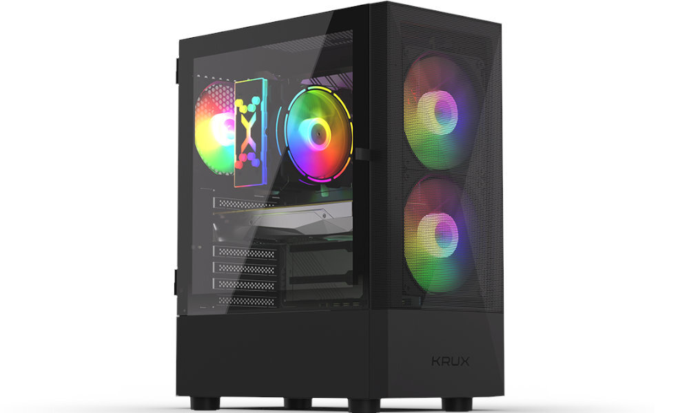 Obudowa komputerowa z przezroczystym panelem bocznym, ukazującym wnętrze z podświetleniem RGB. Na przednim panelu widoczne są dwa wentylatory z kolorowym podświetleniem.