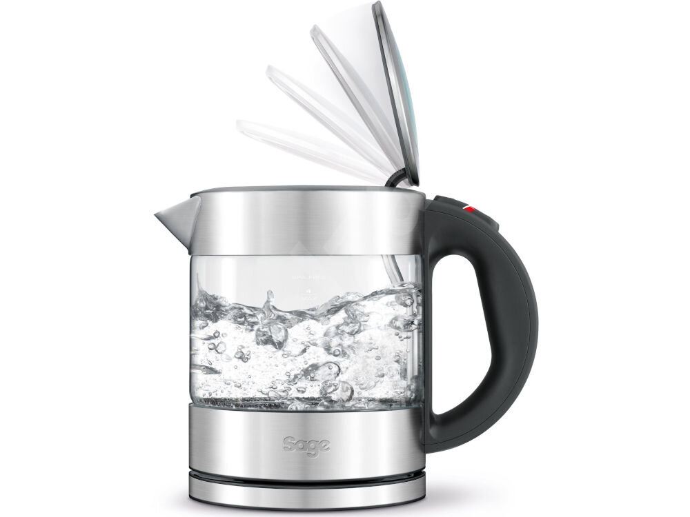 Czajnik SAGE BKE395CLR białe tło przeźroczysty czajnik gotująca się woda czarny uchwyt uchylona pokrywka z trwałej stali nierdzewnej i wysokiej jakości szkła hartowanego SCHOTT odporność na wysokie temperatury kompaktowe wymiary (20 x 15 x 19 cm) przeźroczysta obudowa wziernik w pokrywie podświetlany przycisk włączania elegancki wygląd zwiększona wygoda obsługi 