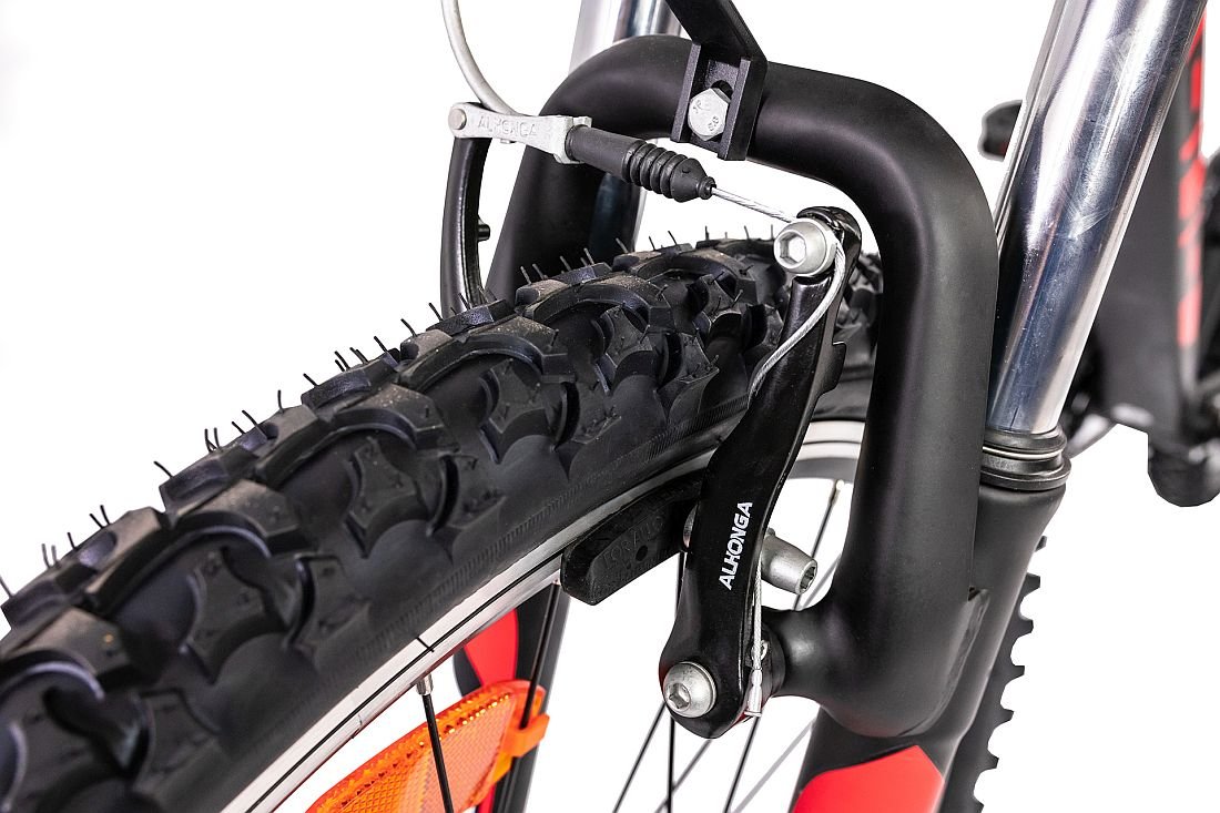 Rower MTB INDIANA X-Pulser 1.6 M15 Czarno-Czerwony - hamulec
