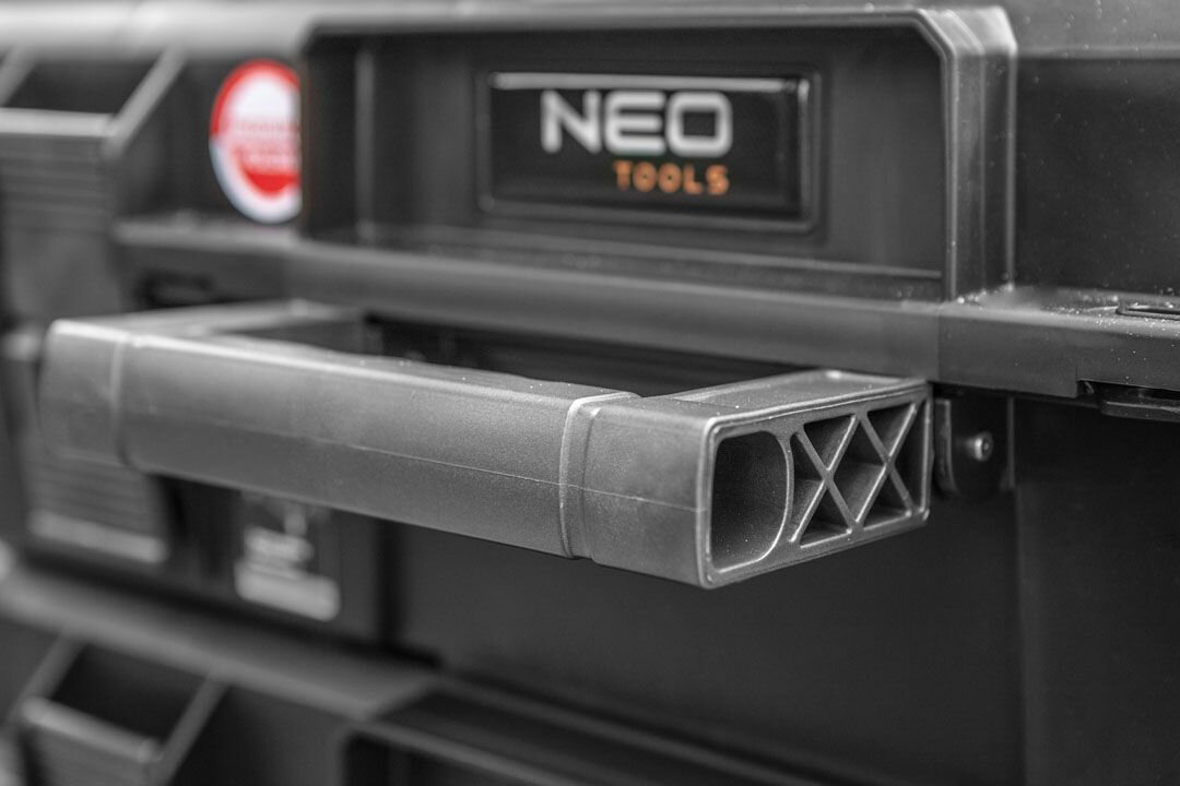 Skrzynka narzędziowa NEO TOOLS 200 84-255 poliwęglanowe pokrywy solidne zapięcia mocny uchwyt