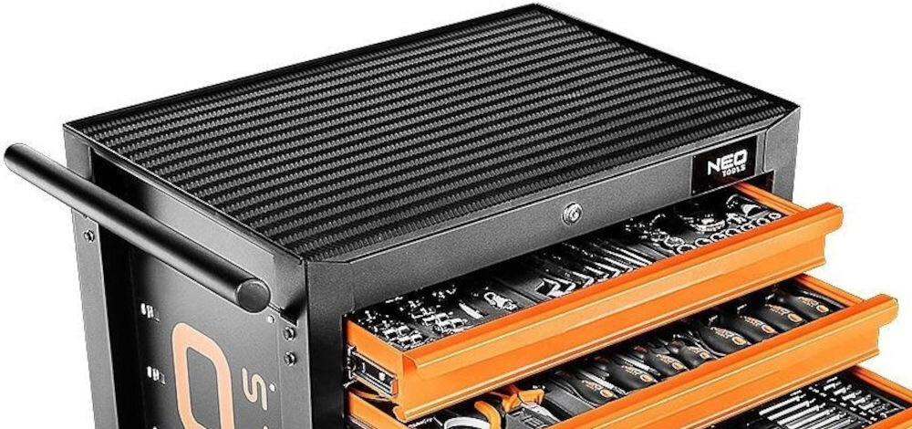 Szafka narzędziowa NEO 84-221+G (148 elementów) powierzchnia blat roboczy gumowa wykładzina łatwe czyszczenie trwała 