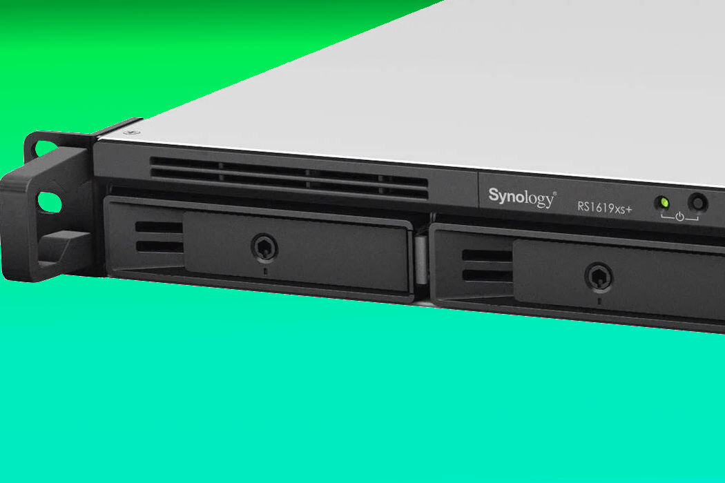 Serwer plików SYNOLOGY RS1619XS+ IOPS SSD adapter