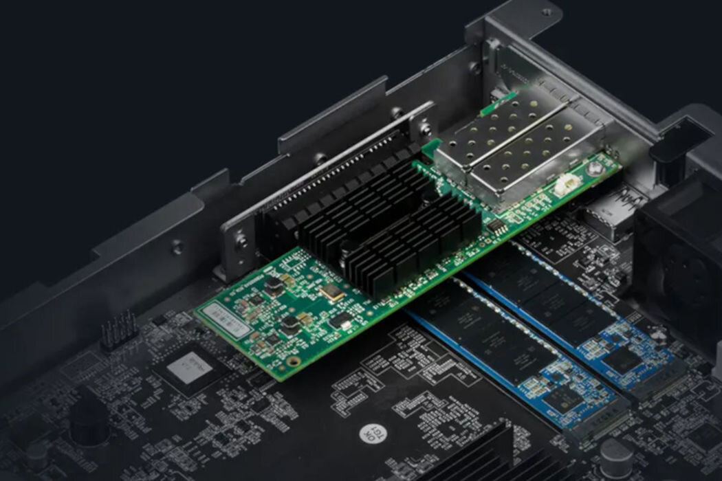 Serwer plików SYNOLOGY RS1619XS+ Hyper Backup