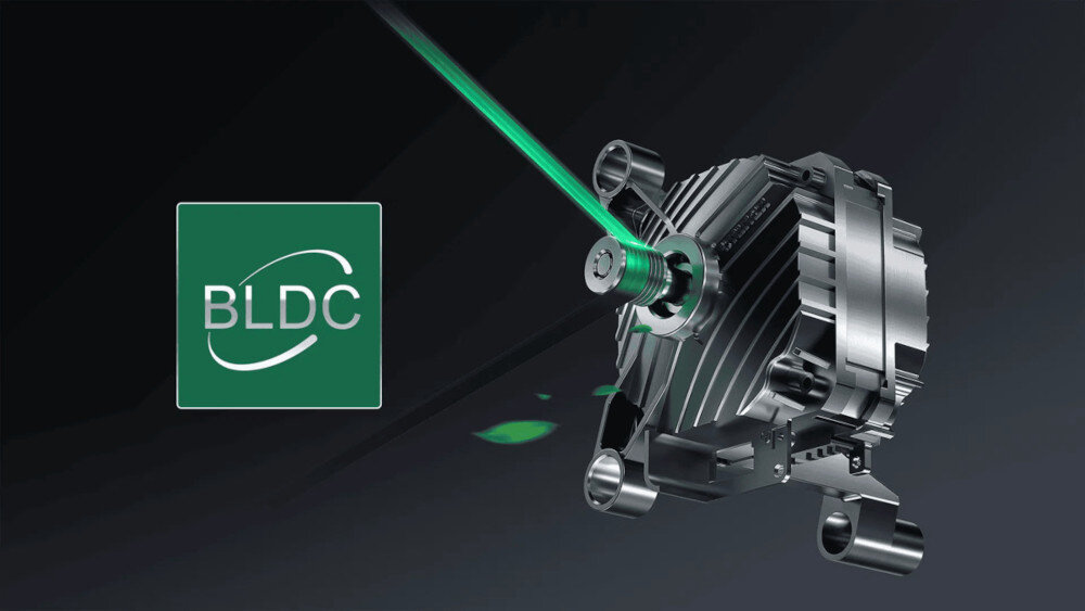 Obraz przedstawia metalowy element mechaniczny z zielonym promieniem światła oraz logo z napisem \'BLDC\'.