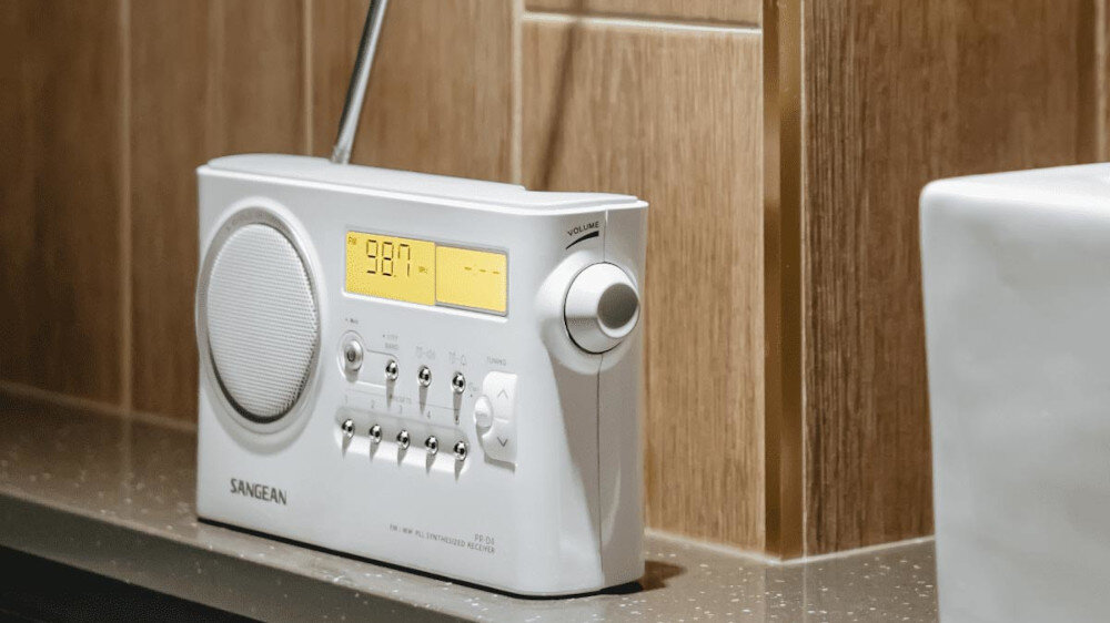 Radio SANGEAN PR-D4 - wyłącznik