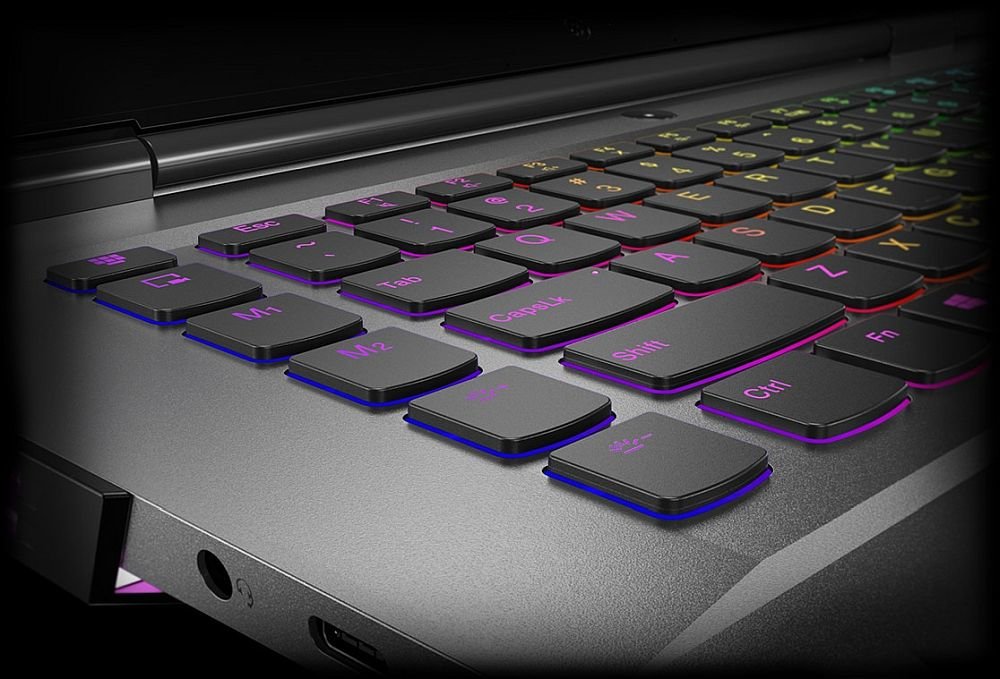 Laptop Gamingowy LENOVO Legion Y730 - Podświetlana Klawiatura