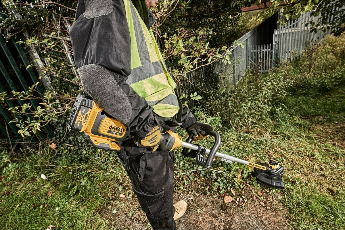 Kosa akumulatorowa DEWALT DCM561PBS raczka waga zylka