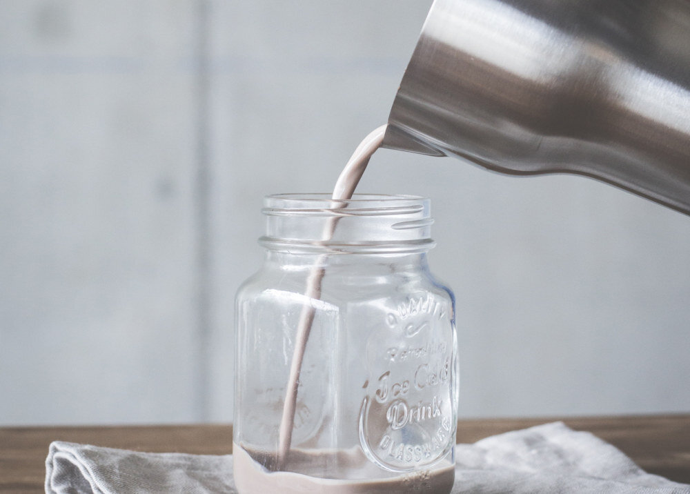 Spieniacz GASTROBACK 42359  Duża pojemność Pojemnik ze stali nierdzewnej Długotrwałe użytkowanie i łatwe utrzymanie w czystości