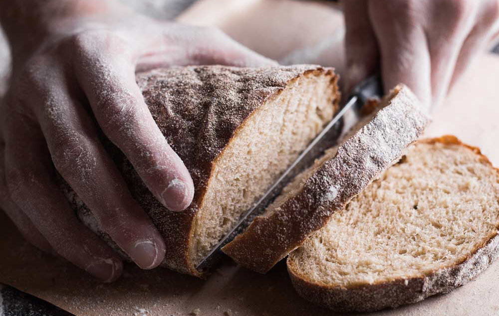 Waga GASTROBACK 30102 Precyzyjne pomiary wykonanie stal nierdzewna klasyczny wygląd dokładność maksymalne obciążenie odmierzanie składniki gotowanie pieczenie czytelna miarka Prosta regulacja użytkowanie komfort wygoda