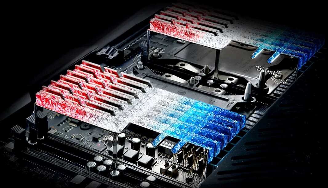 Pamięć RAM G.SKILL Trident Z Royal - Radiant Crystalline Light Bar