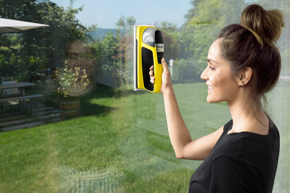 Myjka do okien KARCHER KV 4 Home Line Pad automatyczne zwilzanie sceiereczki