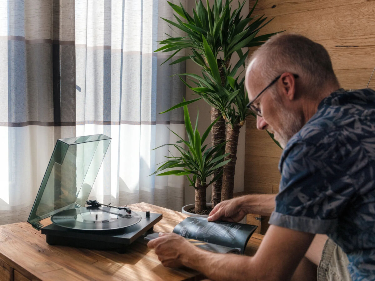 Gramofon LENCO LS-10 - głośniki