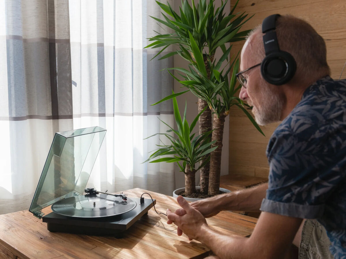 Gramofon LENCO LS-10 - pokrywa