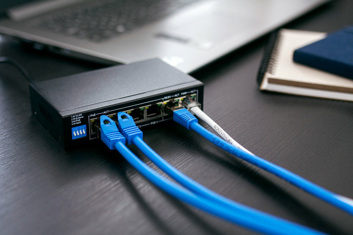 Switch EXTRALINK Krios EX-SG1005P - kompaktowe rozmiary zestaw wygodna obsługa
