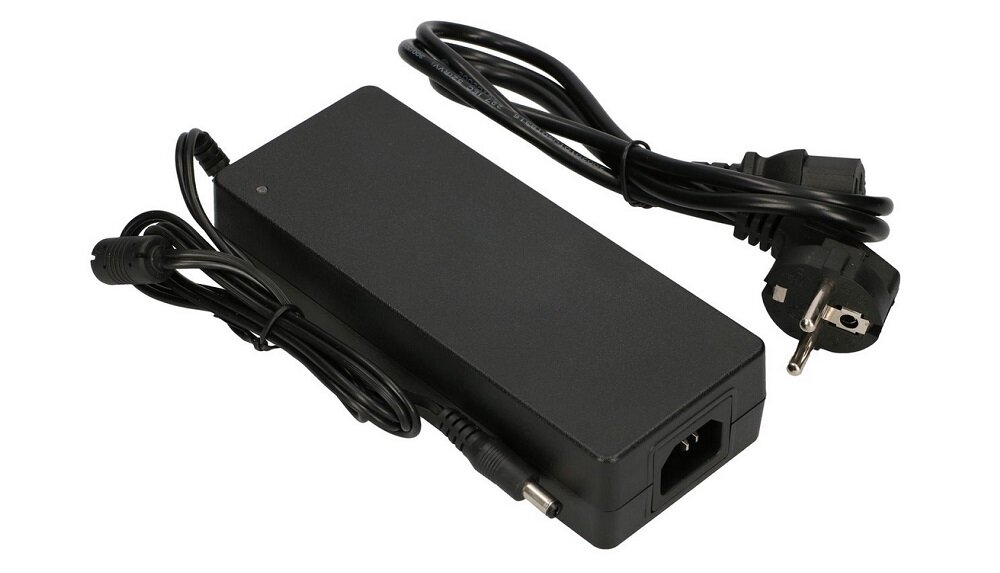 Switch EXTRALINK Perses EX-SG1008PE - idealne do stworzenia małej sieci wygoda