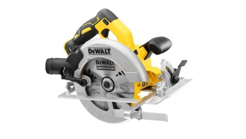 Na obrazie widoczna jest pilarka tarczowa w kolorze żółto-czarnym z logo \'DeWALT\' na obudowie. Narzędzie posiada metalową tarczę i ergonomiczny uchwyt.