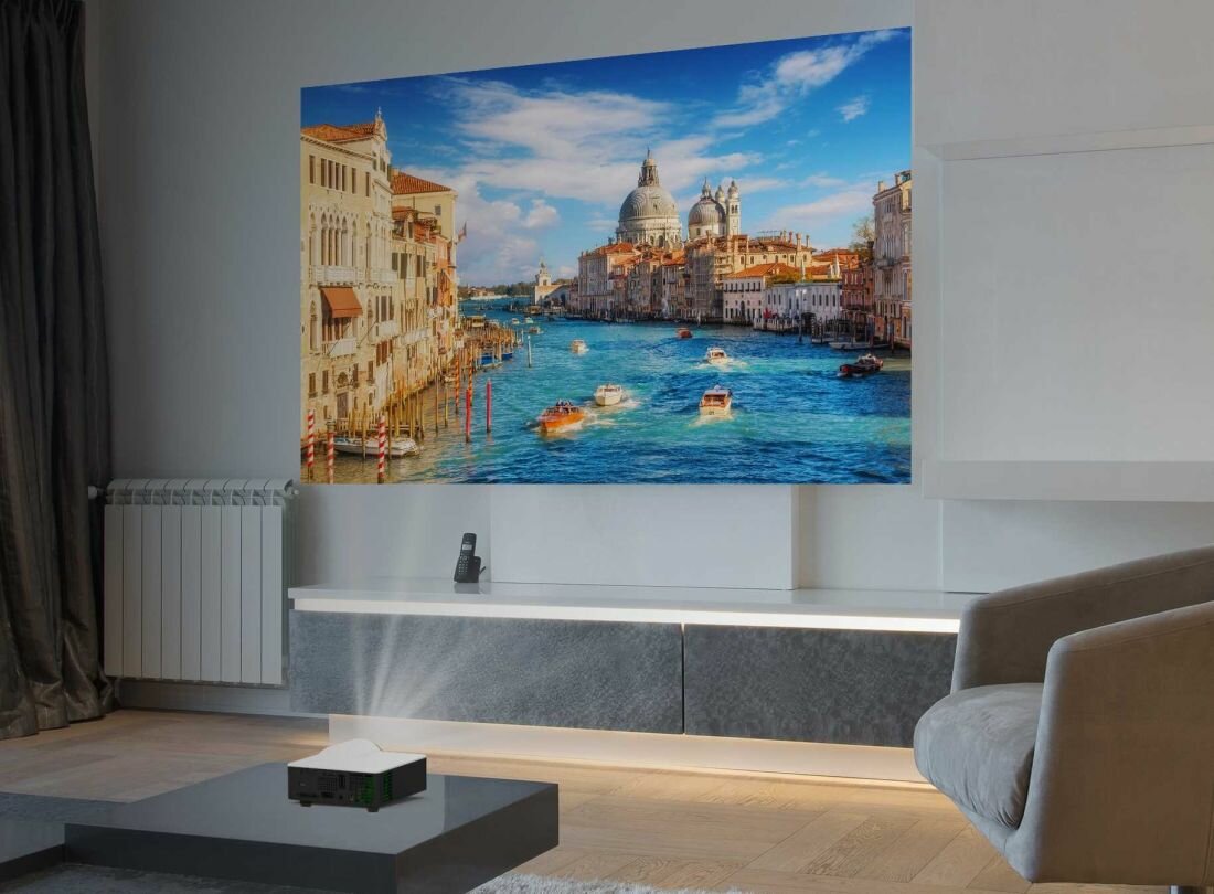 Projektor OPTOMA ML1050ST Plus - Amazing Colour