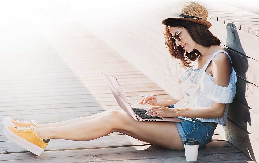 Laptop ASUS UX430UA Wi-Fi