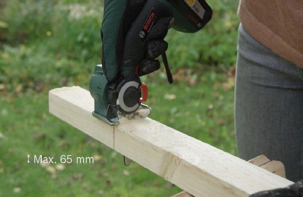 Pilarka akumulatorowa BOSCH AdvancedCut 18
