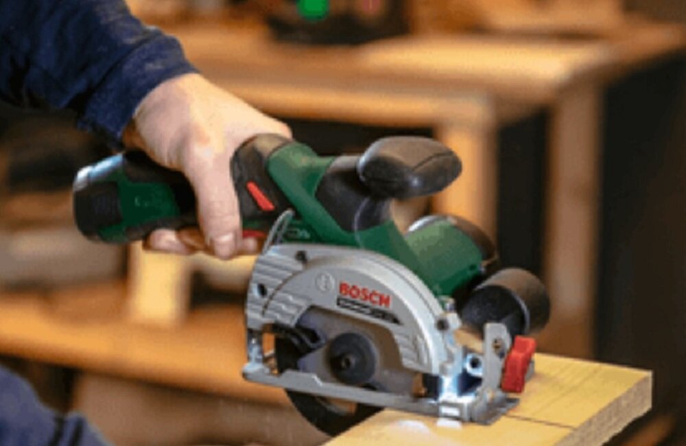 Pilarka tarczowa BOSCH UniversalCirc 12 Komfortowa praca waga