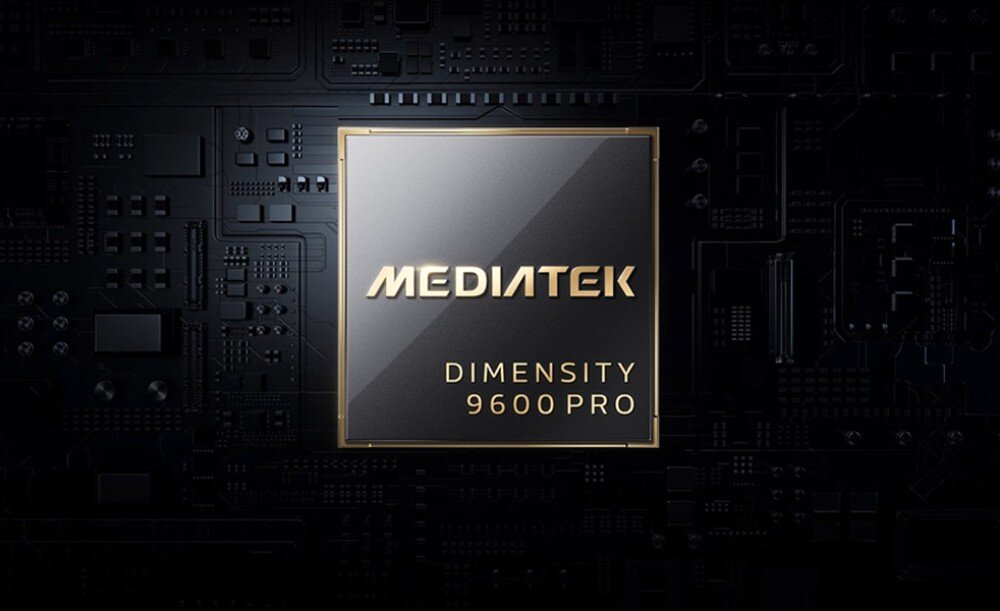 Smartfon VIVO X500 Pro 5G Procesor z napisem 'MEDIATEK DIMENSITY 9600 PRO' umieszczony na tle płytki drukowanej