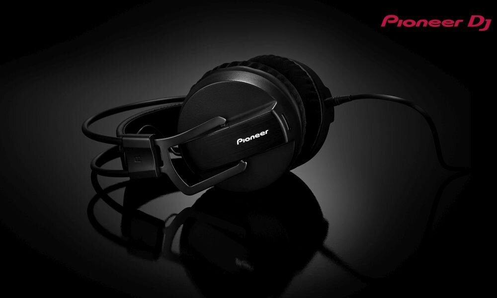 Słuchawki nauszne PIONEER DJ HRM7 design komfort lekkość dźwięk jakość wrażenia słuchowe ergonomia lekkość sport aktywność podróże czas pracy działanie