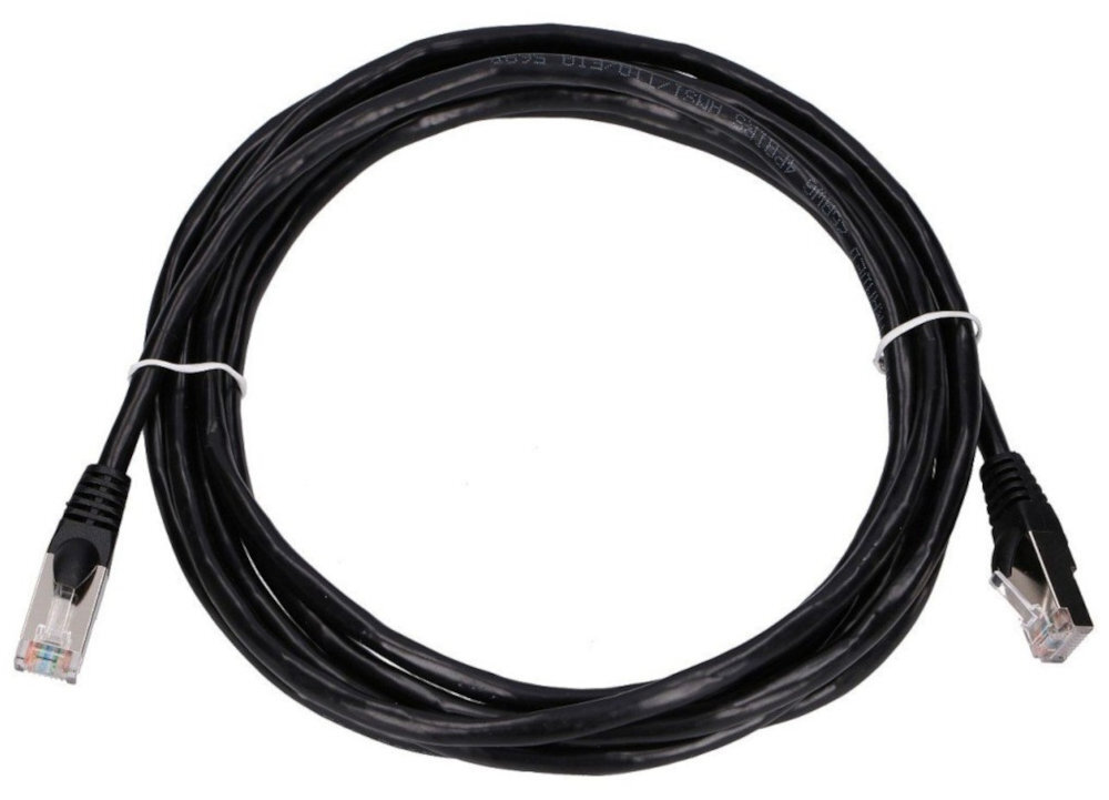 EXTRALINK Kabel RJ-45/RJ-45 Patchcord ekranowany kategorii 6A SFTP Extralink  sieciach Ethernet router, switch, komputer czy telefon VoIP połączeń między patch panelami teleinformatycznych Wysoka elastyczność odporna konstrukcja - zwinięty kabel na białym tle