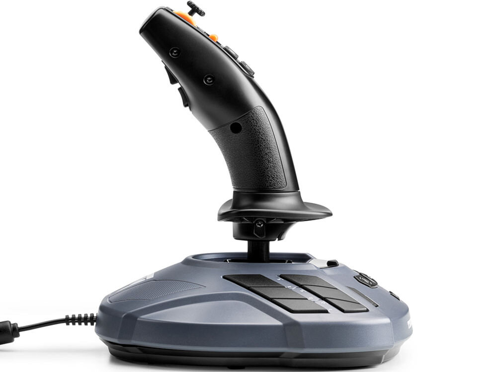 Joystick z czarnym uchwytem i szarą podstawą, wyposażony w kilka przycisków i dźwigni. Na podstawie widoczne są dodatkowe przyciski funkcyjne.