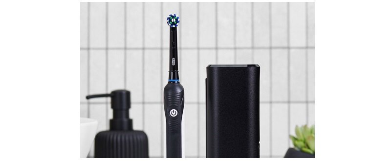 Szczoteczka rotacyjna ORAL-B Genius 10000LW SE