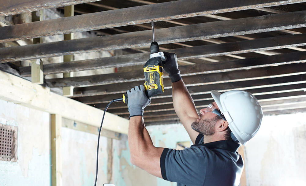 STANLEY-FMEH750-QS wiertarka udarowa mocny silnik elektronicznie sterowana prędkość obrotowa łagodna praca kontrolowane wiercenie