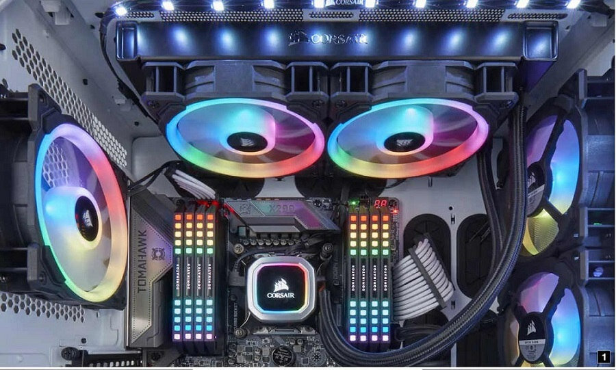 Obudowa CORSAIR Crystal-680X-RGB - dwukomorowe wnetrze chlodzenie