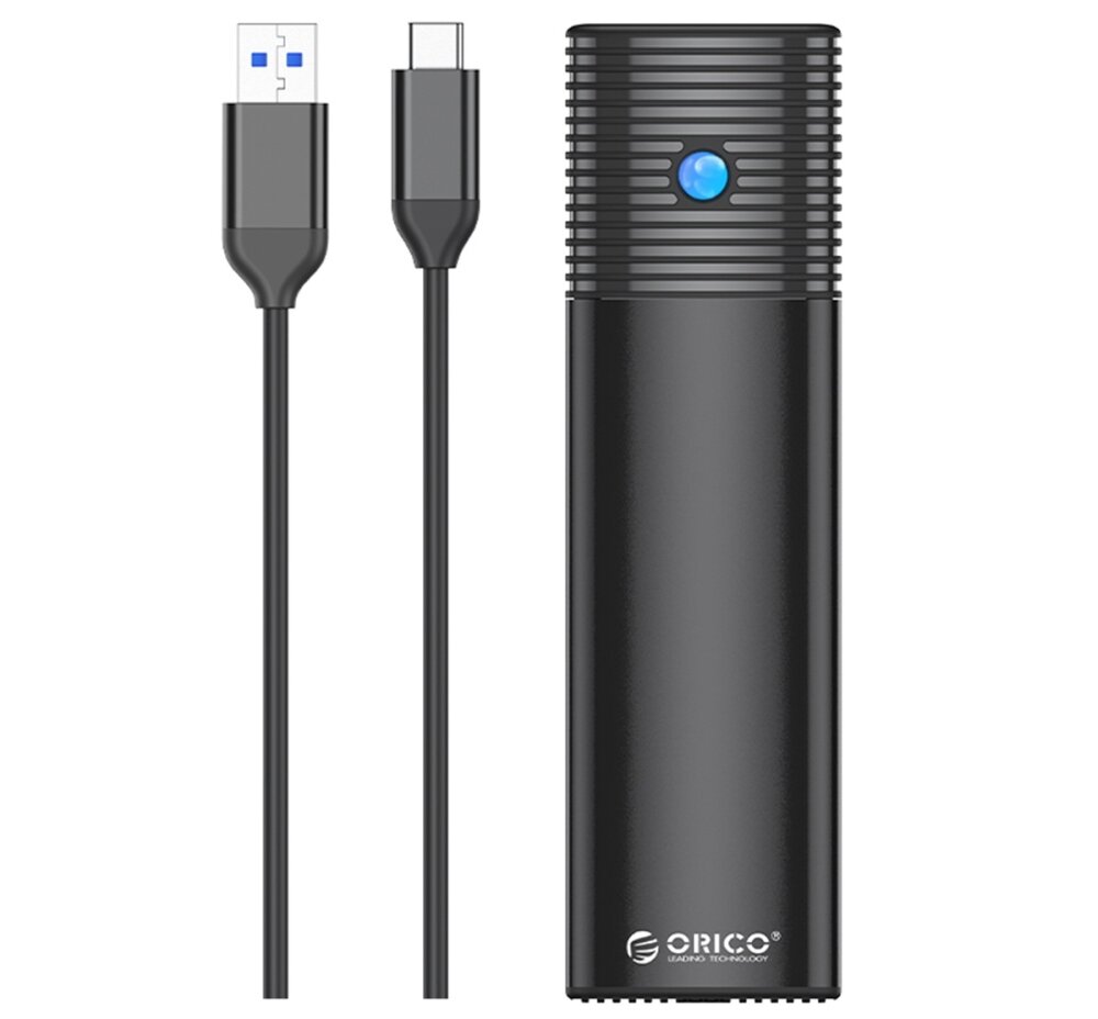 Na obrazie widoczna jest czarna obudowa dysku z logo \'ORICO\' oraz dwa kable: jeden z końcówką USB-A, drugi z końcówką USB-C. Obudowa ma niebieski przycisk na górze.