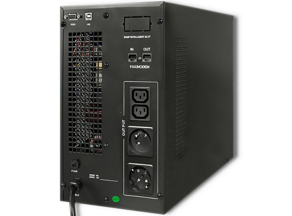 Zasilacz UPS QOLTEC On-line Pure Sine Wave 3000VA 2400W Tylny panel zasilacza z gniazdami wyjściowymi, portami komunikacyjnymi i kratką wentylacyjną, funkcja zimnego startu, gniazda wyjściowe