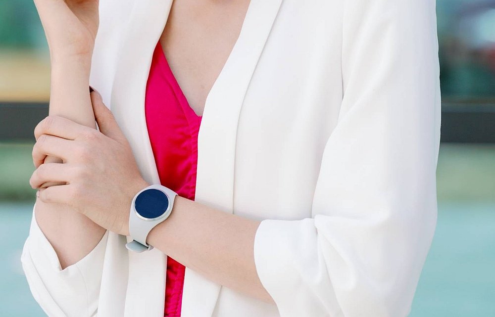 Smartwatch GARETT Women Ida sterowanie muzyka zdjęcia smartfon 