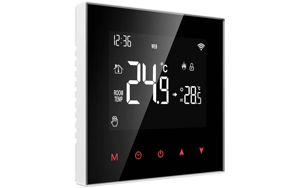 Na obrazie widoczny jest czarny termostat z wyświetlaczem cyfrowym pokazującym temperaturę 24,9°C oraz kilka ikon i przycisków dotykowych. Na ekranie widoczny jest również czas 12:36 i dzień tygodnia \'WED\'.