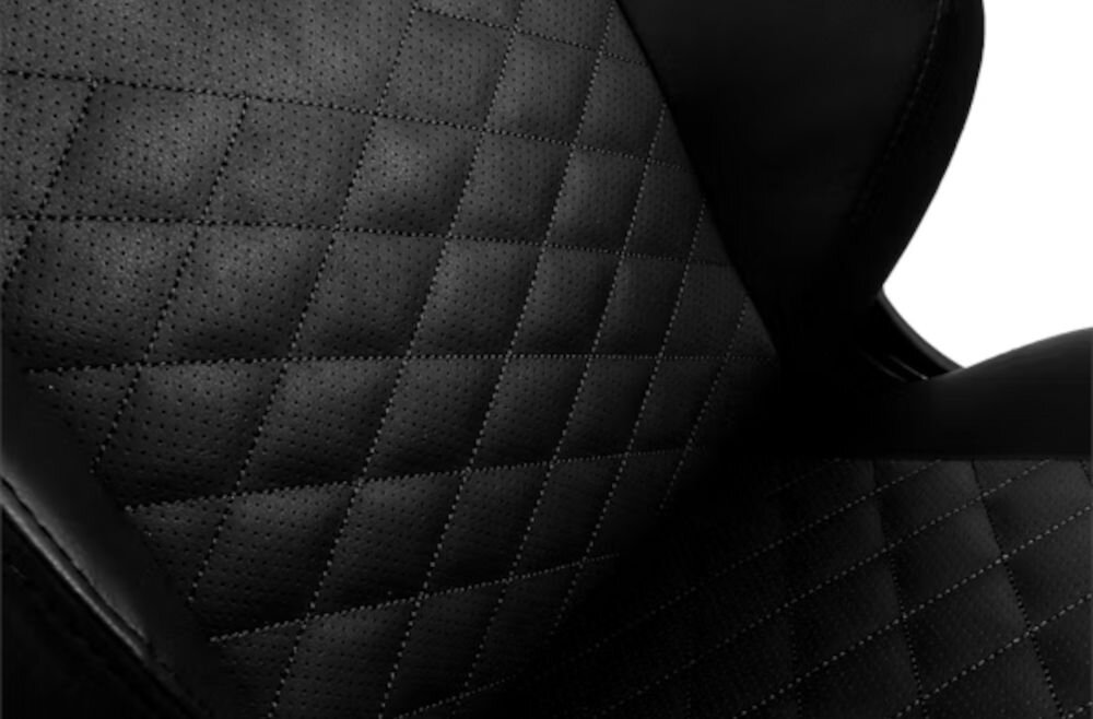 Fotel NOBLECHAIRS Hero Czarny zbliżenie na strukturę materiału białe tło oparcie z wentylacją, komfort termiczny i cyrkulacja powietrza redukcja uczucia przegrzania