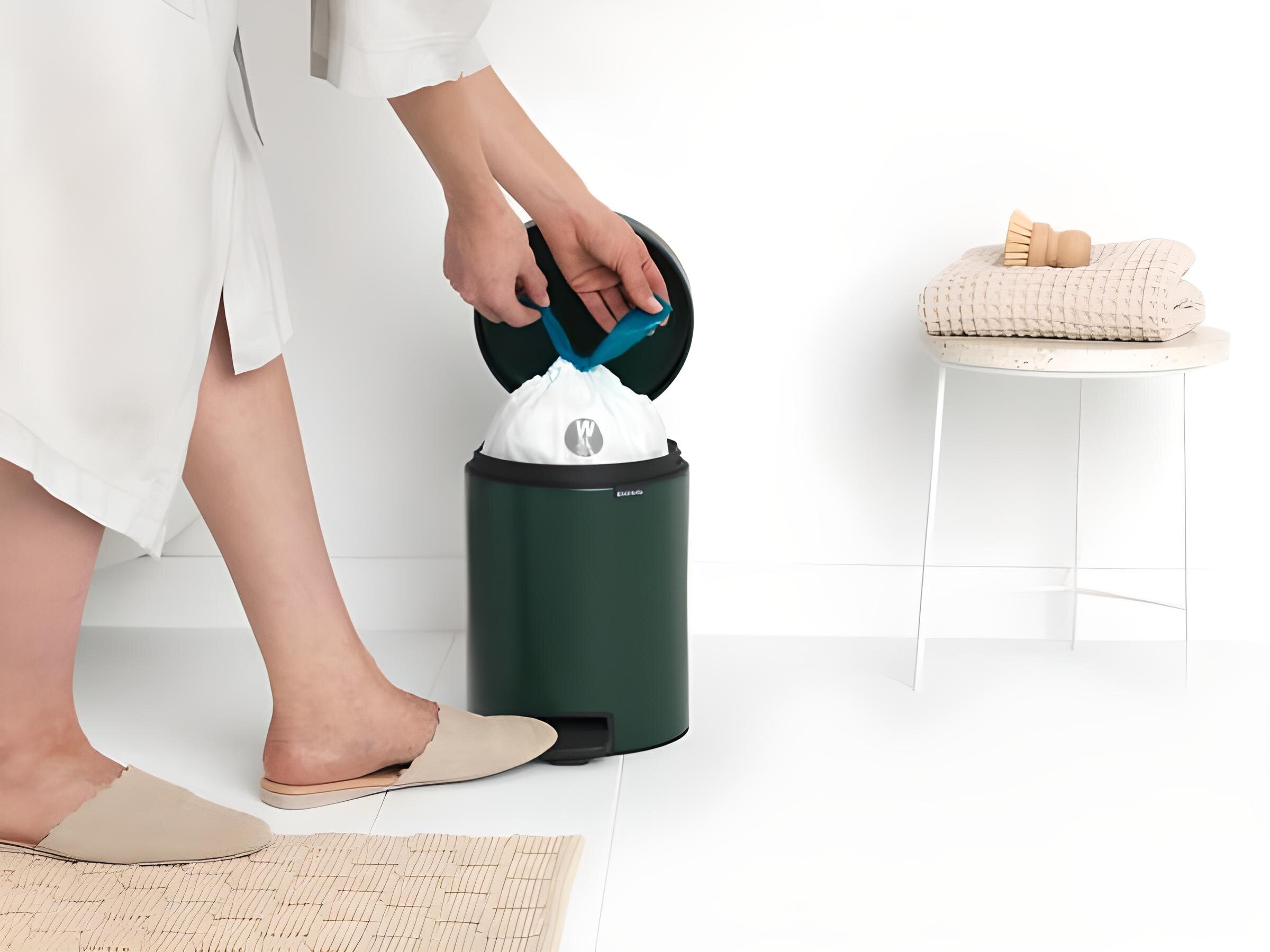 Kosz na śmieci BRABANTIA 126284 NewIcon 5L Szary latwa obsluga higieniczne i wygodne