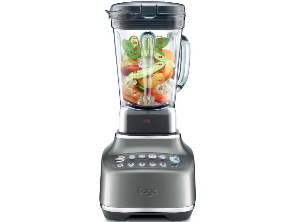 Blender kielichowy SAGE SBL820 srebrna obudowa przyciski składniki w kielichu białe tło intuicyjne sterowanie wygodny panel dotykowy kilka gotowych programów zupy smoothie koktajle lody tryb turbo i pulsacyjny precyzyjne dopasowanie mocy płynna regulacja obrotów 
